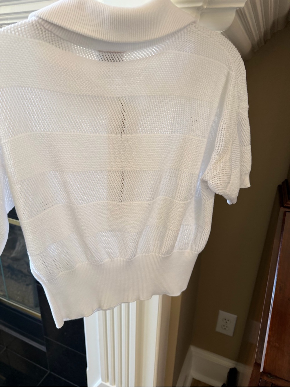 Varley Kembria Half-Zip Knit Top in White, XS. - Picture 7 of 7